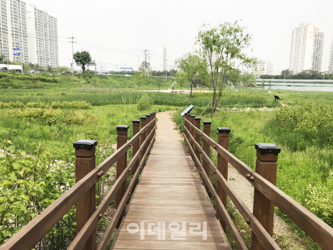 [동네방네]구로구, 개봉유수지에 녹지·체육시설 조성