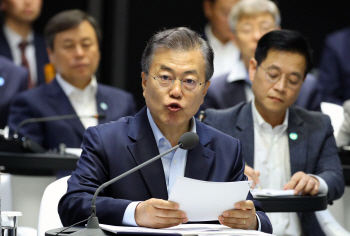 정부, 5대도시 버스·트럭 2030년 전기·수소차로 100% 전환