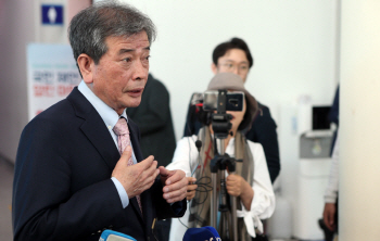 대입개편특위원장 “수능·학종 적정비율 정하기 어렵다”
