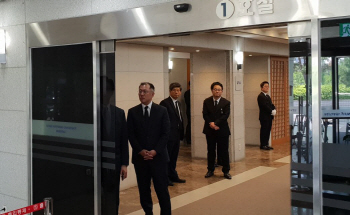 [구본무 별세] 조문 이틀째..최태원·정의선 등 발길