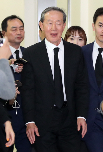 [구본무 별세]"애통한 마음"..빈소 찾은 허창수 회장