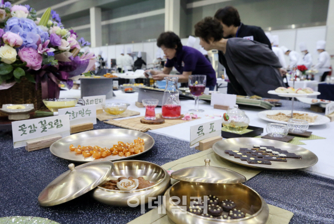 [포토]'보기 좋은 식기, 먹기 좋은 음식'