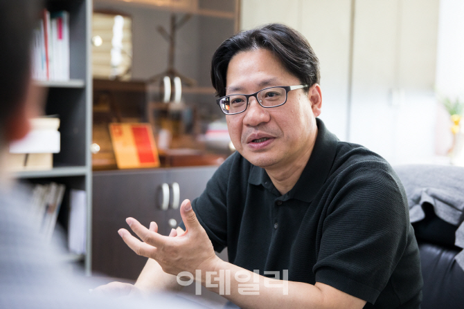 "DMZ에 울려 퍼질 평화의 노래…멈춰선 철마도 춤추게 할 것"