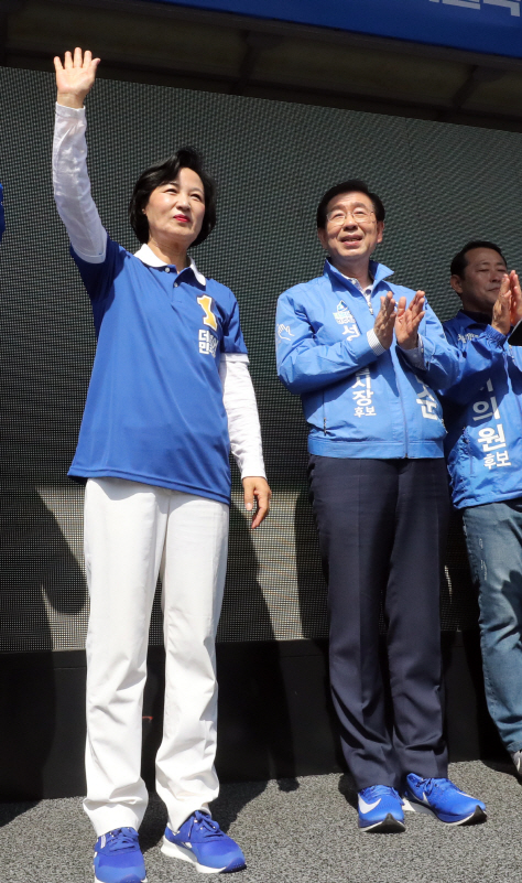 박원순 “류경기 중랑구청장 후보, 형제같은 사람”