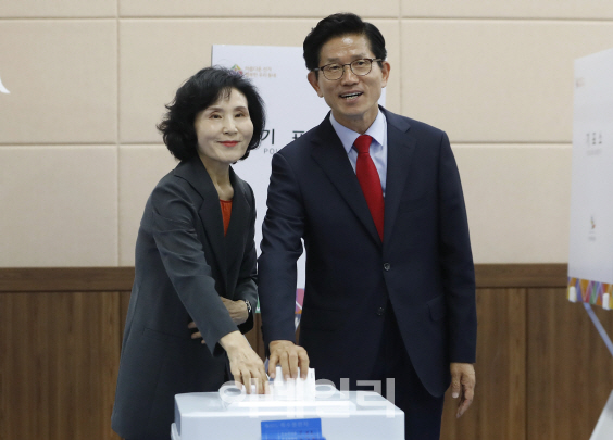 [선택 6.13]김문수, 선관위에 박원순 허위사실 이의제기서 제출