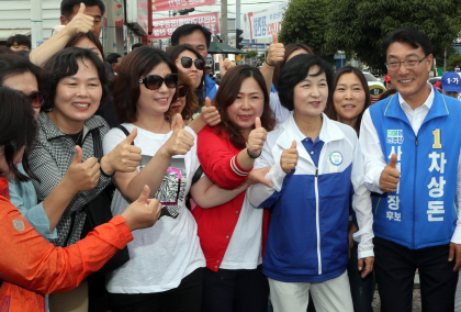 추미애 “진주 갈상돈·사천 차상돈, 상돈형제시장 만들자”