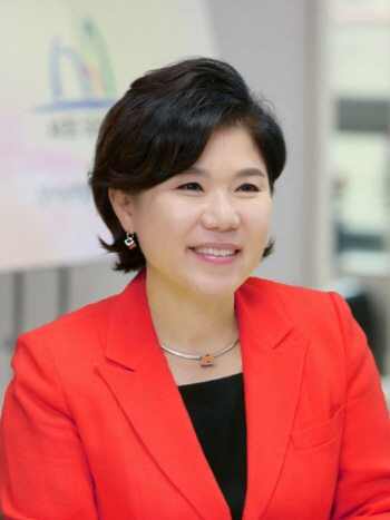 서울 유일 한국당 조은희 구청장 “구민만 보는 서초당…서초 사는게 자부심 되도록"