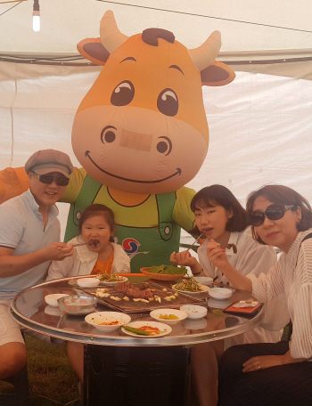 한우자조금, 제주해비치아트페스티벌 맞아 한우 숯불구이 축제