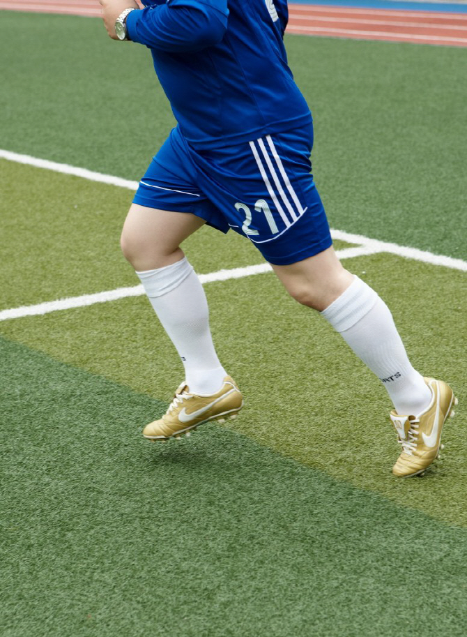 월드컵 개막, 축구 '다치지 않고' 즐기려면?