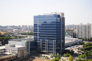 롯데정보통신, 코스피 상장예비심사 통과..AI·블록체인-글로벌 공략