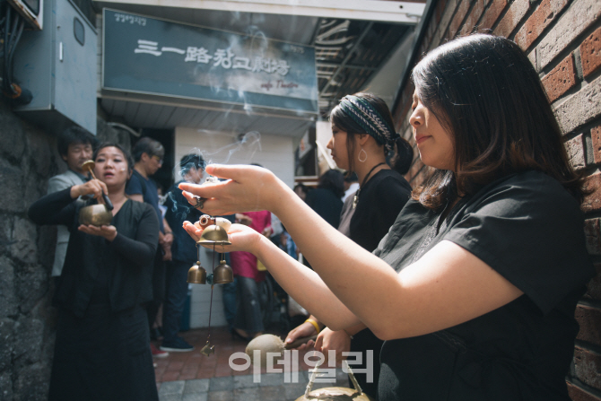 [포토]우리나라 최초 민간 소극장 '삼일로창고극장' 부활