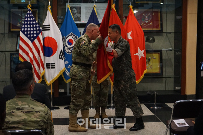 [포토]주한 미8군 한국측 부사령관 신설···김태업 육군 준장 부임