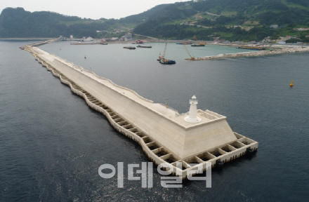 독도까지 軍 출동시간 빨라진다.."文 국정과제 본격화"
