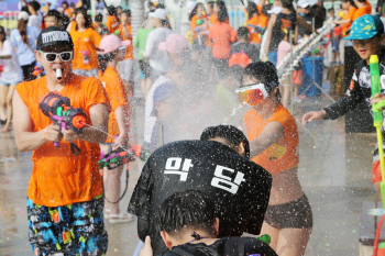 물싸움 축제·튜브타고 영화보기…‘한강몽땅 여름축제’ 20일 개막