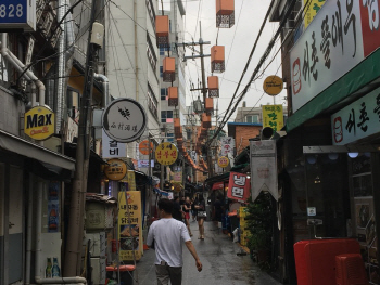 “제2의 ‘궁중족발’ 방지해주세요”…소상공인들, 정부에 호소