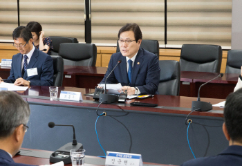 최종구 "금융산업 진입규제 지나치게 보수적 운용"