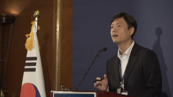 장병규 “혁신성장 가로막는 건 대부분 장기존속 규제”
