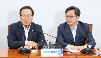 ‘규제개혁 입법’ 부탁한 김동연…‘근로장려세제 확대’ 요청한 與