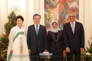 文대통령, 싱가포르 국빈방문 마무리