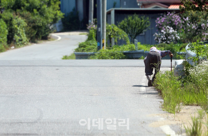 [포토]'어르신들께 더 힘겨운 폭염'