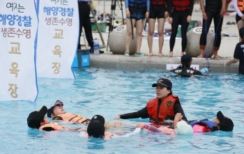 “생존 수영, 선생님부터”…교육부 초등교사 대상 연수