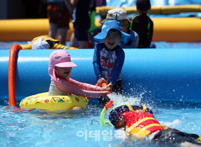 [포토]'더워도 즐거워요'