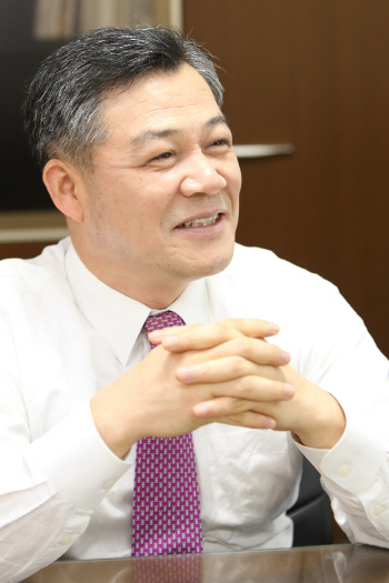 LX, 사장 공석 석달만에 최창학 대구디지털산업진흥원장 영입