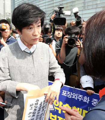 현장 챙기기 나선 장관들…국민에게 들은 답, 실천이 문제