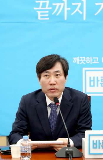 하태경 "故노회찬, 정치권의 소금같은 분…닮고 싶었다"