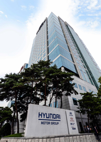 현대차, 영업익 바닥찍고 반등…“‘신형 싼타페’로 하반기도 개선 지속”(종합)
