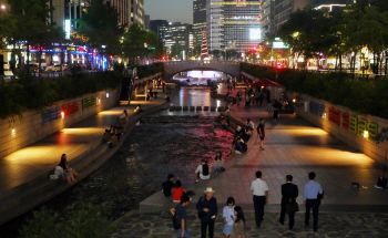 펄펄 끓는 용광로 한반도…지구온난화로 40년 뒤엔 아열대 나라