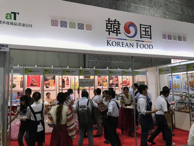 13개 식품기업, 日 이토츄식품 전시회 참가…‘한국의 매운맛’ 선보여