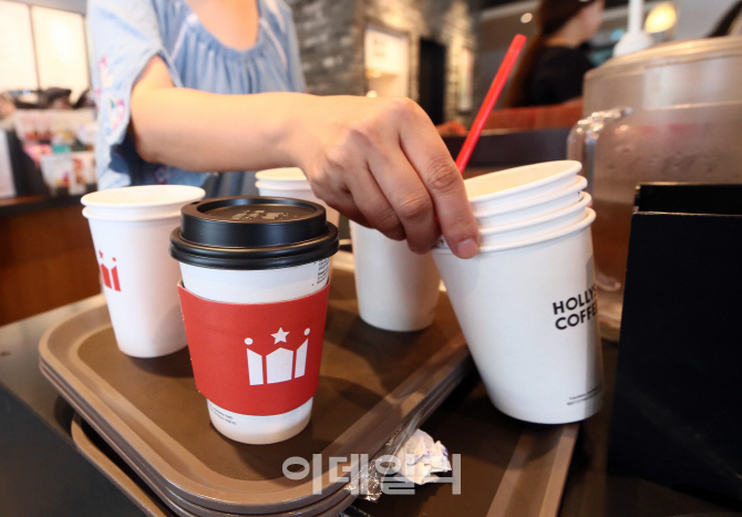 [포토]내일부터 커피전문점 일회용컵 남용 단속