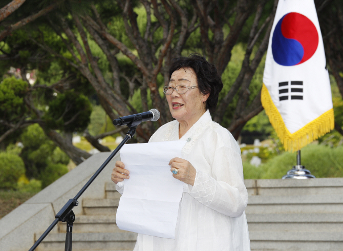 [포토] '아이 캔 스피크' 실제주인공, 소감 밝히는 이용수 할머니