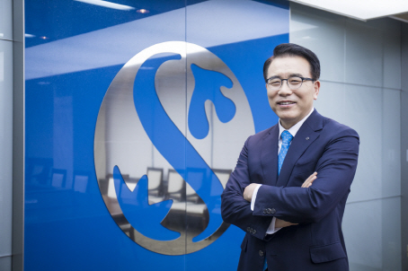 ING생명 인수 ‘급물살’…조용병 회장, 북미 IR 불참