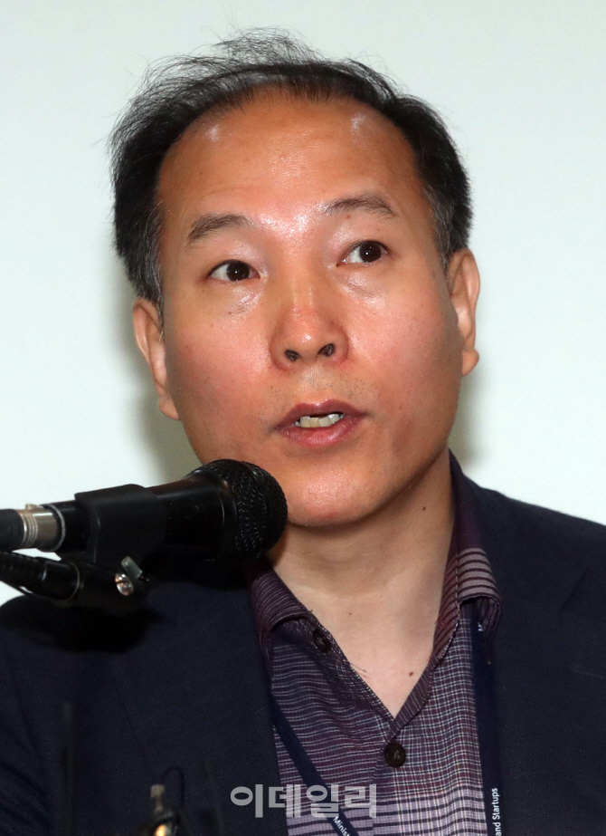 [포토]발언하는 이상훈 소상공인정책실장