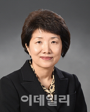 '인생 2막' 꽃길 대신 서민 곁 선택한 박보영 전 대법관