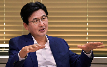 박성수 송파구청장 “강북 도시철도 짓겠다는 서울시, 위례 트램 약속도 지켜야”