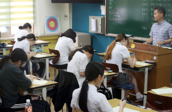 '수능 난이도 가늠' 9월 모평 내일 실시…60만명 지원