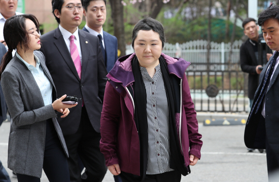 이대목동 신생아 집단사망 첫 공판…의료진 혐의 전면 부인