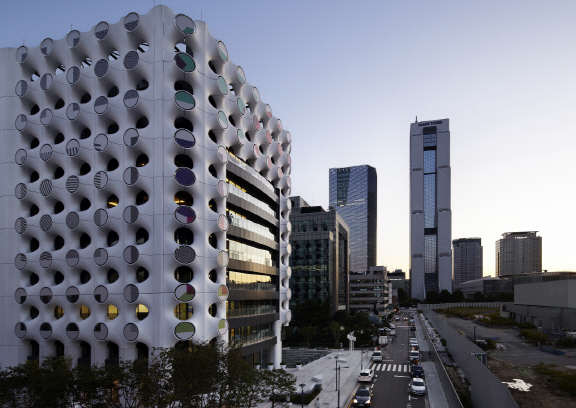 서울시, 올해 건축상 대상에 녹색건축물 ‘PLACE1’ 선정