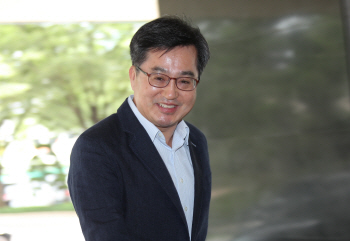 고용·산업위기지역 목적예비비, 18일 국무회의 긴급상정