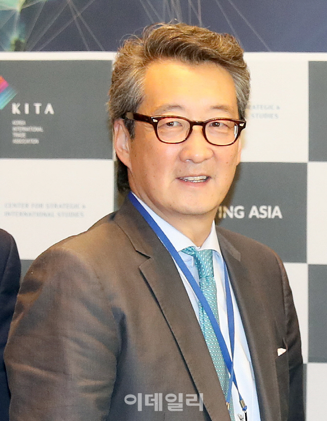 [포토]'2018 무협-CSIS 리커네팅 아시아'에 참석한 빅터 차 CSIS 한국석좌