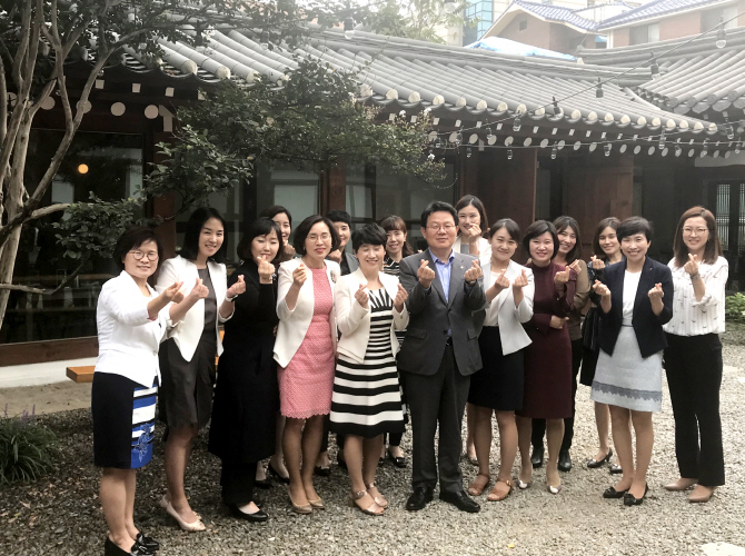 김광수 NH농협금융 회장, 계열사 여성책임자들과 간담회 개최