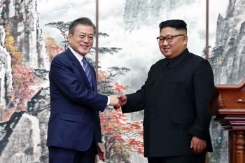 막혔던 금강산관광에 출구…현대그룹, 재개시 준비기간 ‘3개월’