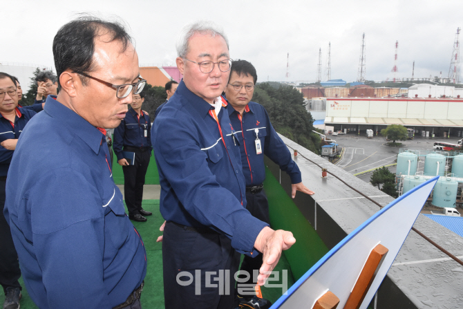 김준 SK이노 사장, 추석 앞두고 현장경영…"친환경 중유 시장 선도하자"