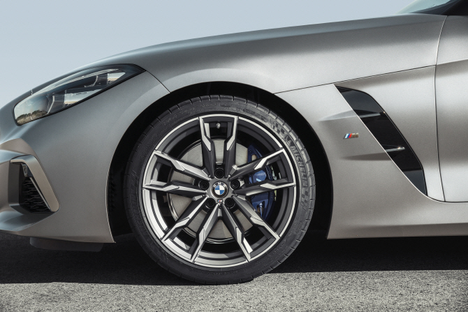 [포토]BMW '뉴 Z4', 타이어 휠