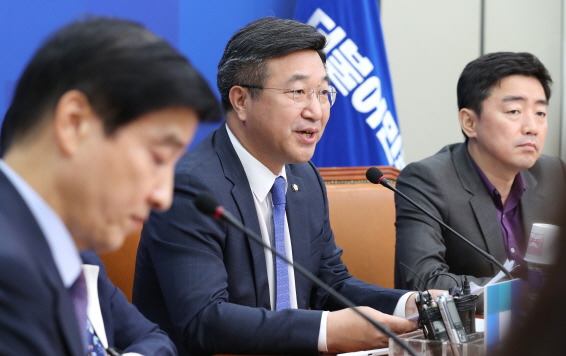 '한반도평화' 힘얻은 與, 판문점선언·한미FTA 국회 처리 압박(종합)