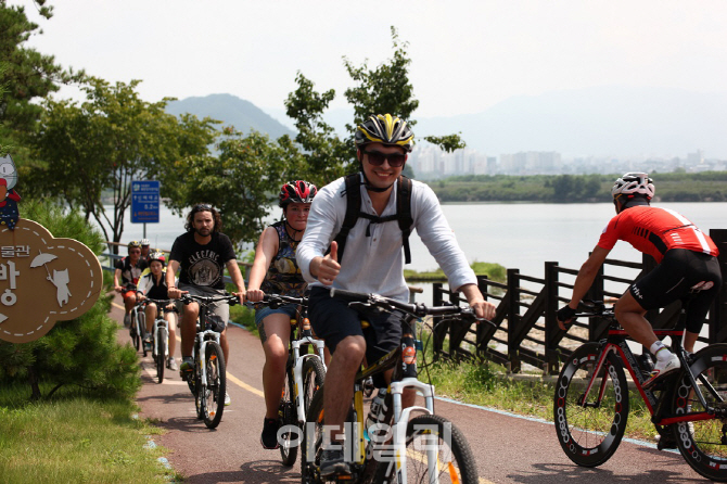  한강자전거길 등 '아름다운 자전거 여행길 30선' 발표