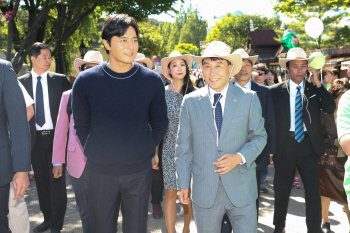 “10월1일은 한돈먹는날”…돼지고기 홍보행사 잇따라